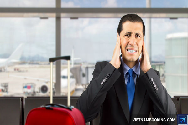 Làm thế nào để tránh gặp phải đau tai khi đi máy bay?
