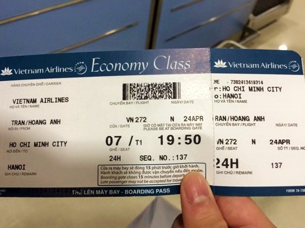Không nên bỏ lỡ cơ hội sở hữu những vé tiết kiệm đặc biệt của Vietnam Airlines. Hãy đặt vé ngay hôm nay để tận hưởng giá cả hấp dẫn và dịch vụ hoàn hảo tại địa chỉ đặt vé được uy tín nhất. Mọi thắc mắc của bạn sẽ được đội ngũ nhân viên chăm sóc khách hàng giải đáp nhanh chóng và tận tình.