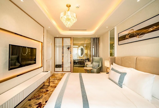 không gian nghỉ dưỡng xa hoa của khách sạn La Vela Saigon